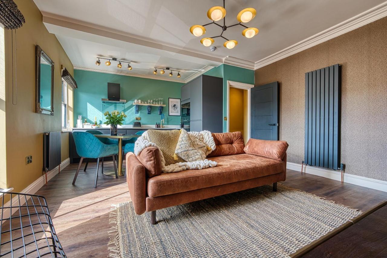 Casa Del Artista - Luxury Apartments, Whitby Eksteriør bilde