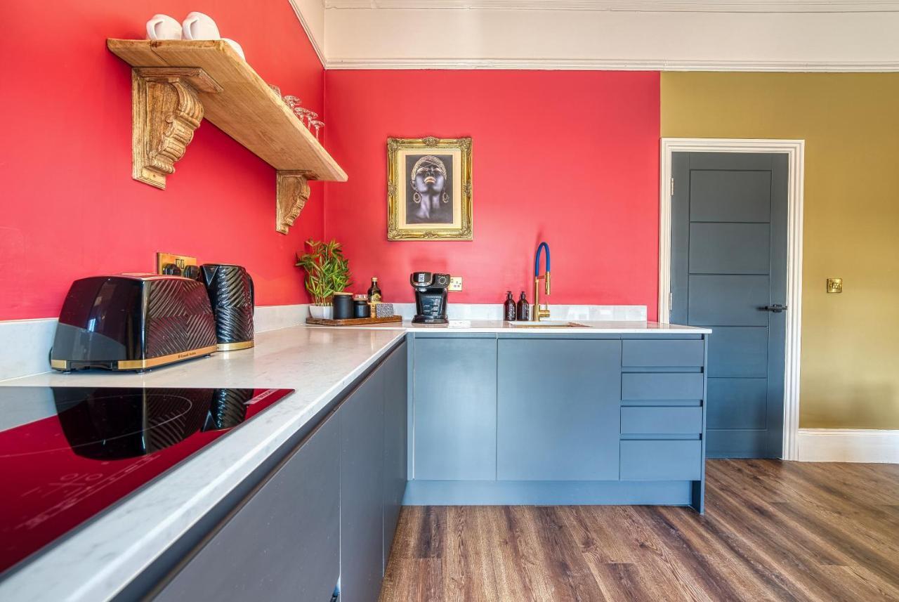 Casa Del Artista - Luxury Apartments, Whitby Eksteriør bilde