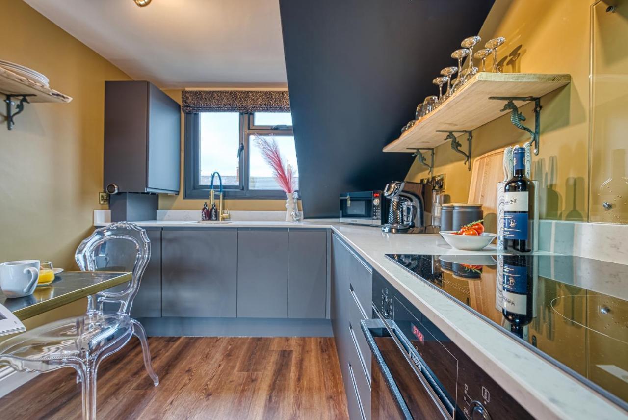 Casa Del Artista - Luxury Apartments, Whitby Eksteriør bilde