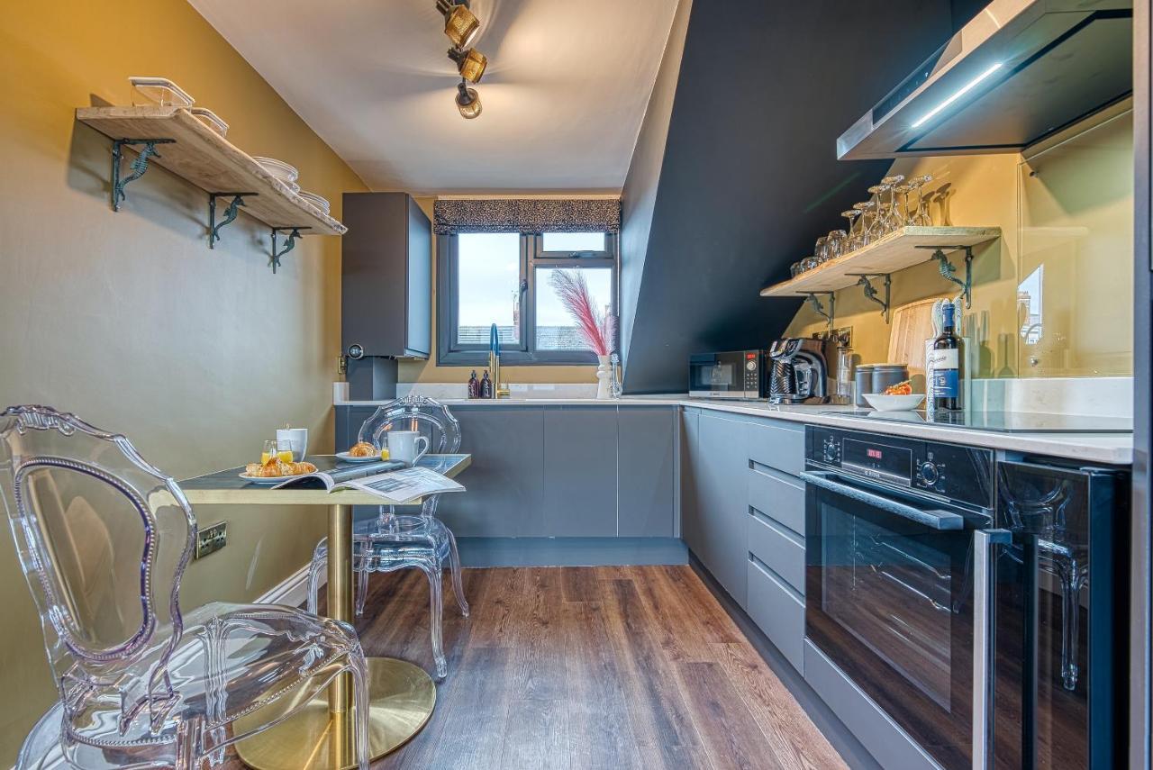 Casa Del Artista - Luxury Apartments, Whitby Eksteriør bilde
